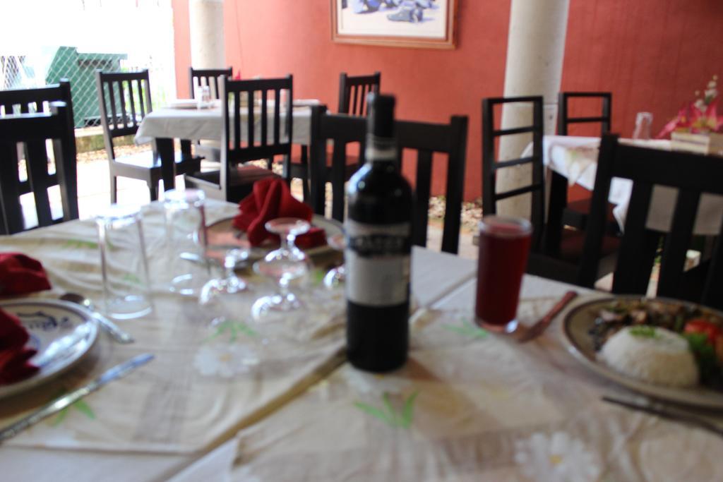 Hotel Turquesa Maya Felipe Carrillo Puerto ภายนอก รูปภาพ